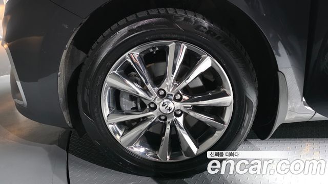 Kia Canival 2020 — photo 5