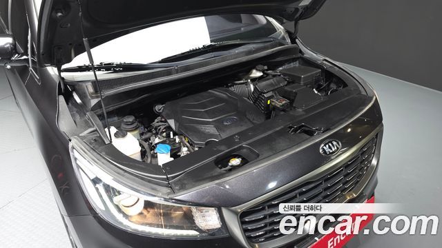 Kia Canival 2020 — photo 6