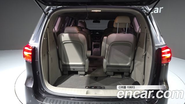 Kia Canival 2020 — photo 20