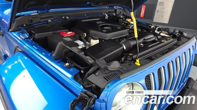 Jeep Wrangler 2022 — photo 6