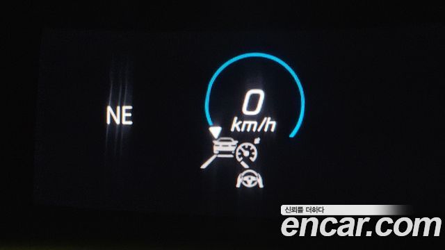 Mercedes-Benz E-Class 2021 — photo 18