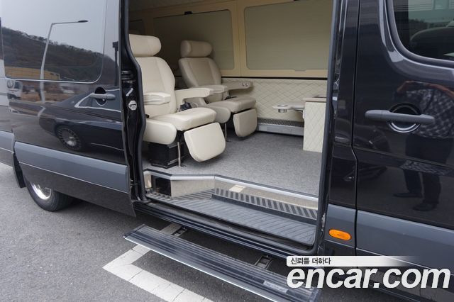 Mercedes-Benz Sprinter 2018 — photo 16