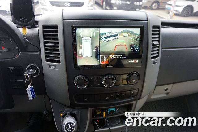 Mercedes-Benz Sprinter 2018 — photo 17