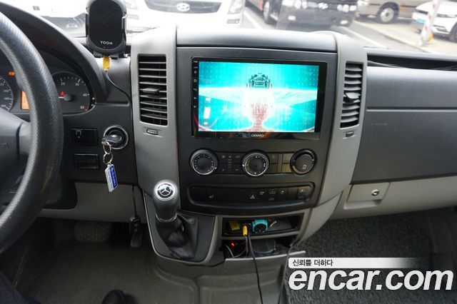 Mercedes-Benz Sprinter 2018 — photo 18