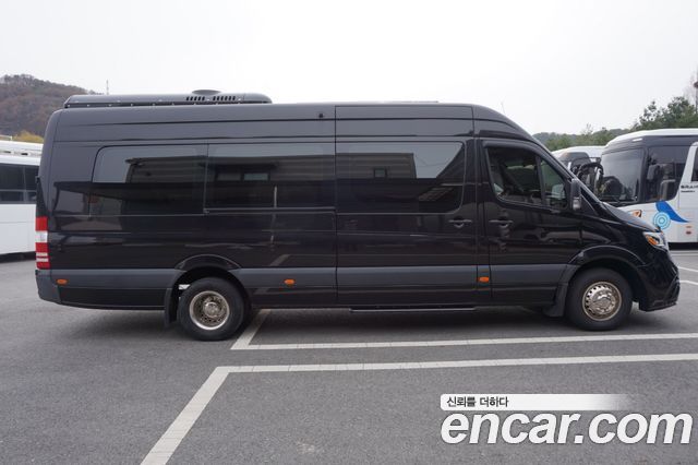 Mercedes-Benz Sprinter 2018 — photo 20