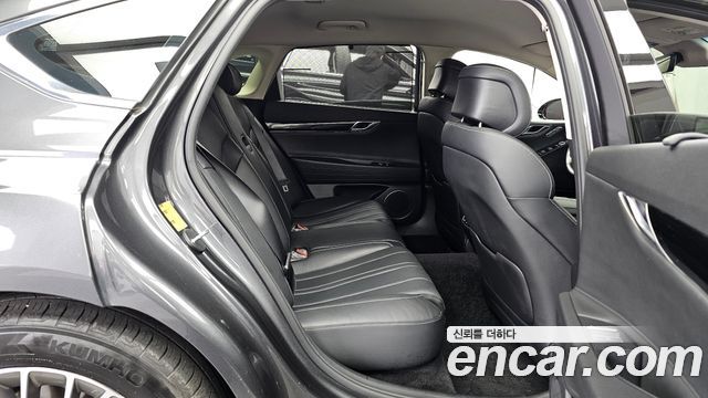 Genesis G80 2021 — photo 12