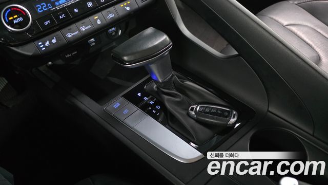 Hyundai AVANTE 2021 — photo 9