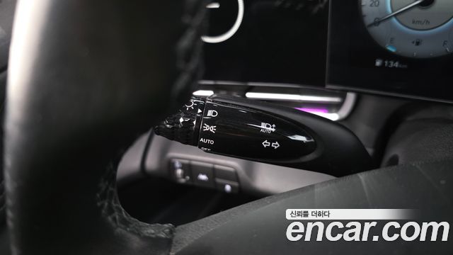 Hyundai AVANTE 2021 — photo 19
