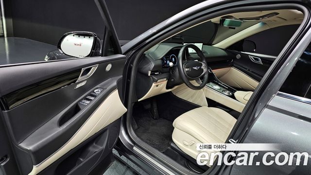Genesis GV80 2022 — photo 11