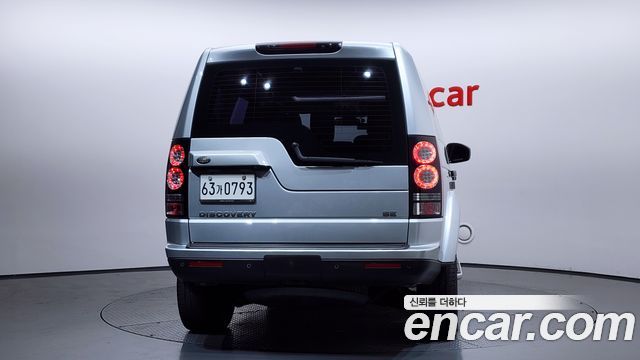 Land Rover Discovery 2016 — photo 4