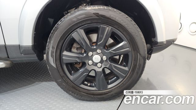 Land Rover Discovery 2016 — photo 5