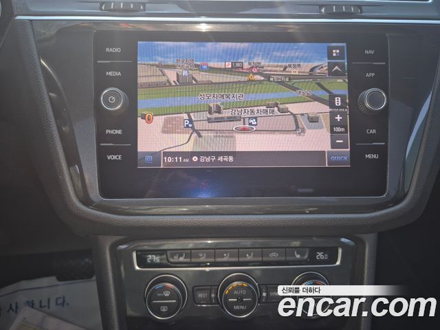 Volkswagen Tiguan 2018 — photo 13