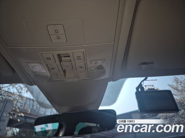 Volkswagen Tiguan 2018 — photo 16