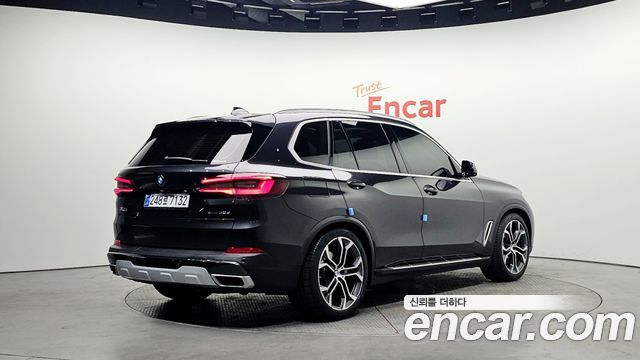 BMW X5 2022 — photo 2
