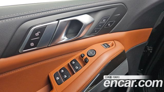 BMW X5 2022 — photo 13