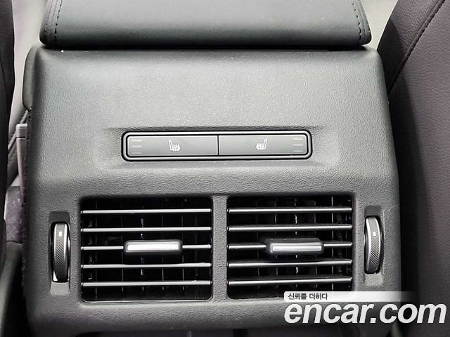 Land Rover Discovery Sport 2021 — photo 13