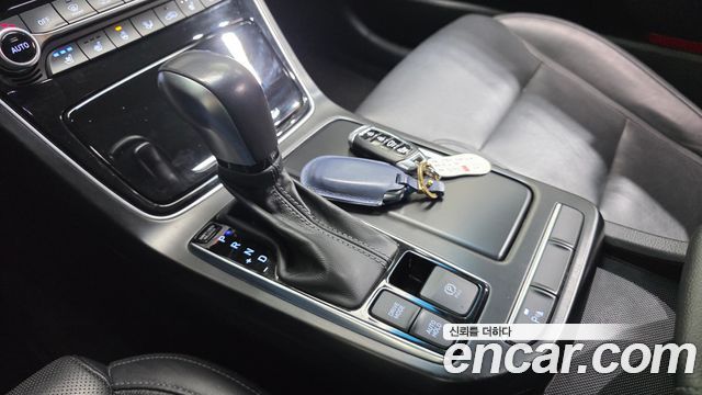 Hyundai Grandeur 2017 — photo 9