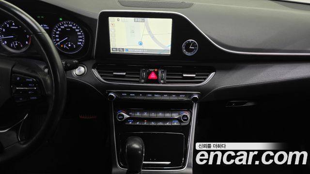 Hyundai Grandeur 2017 — photo 14