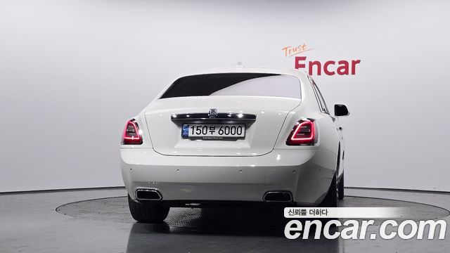 Rolls-Royce Ghost 2021 — photo 4