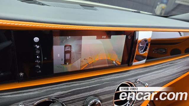 Rolls-Royce Ghost 2021 — photo 16