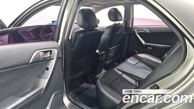 Kia Porte 2011 — photo 11