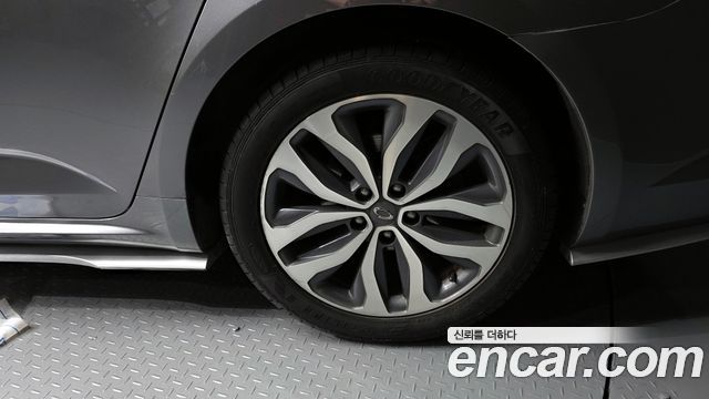 Renault Korea SM6 2016 — photo 5