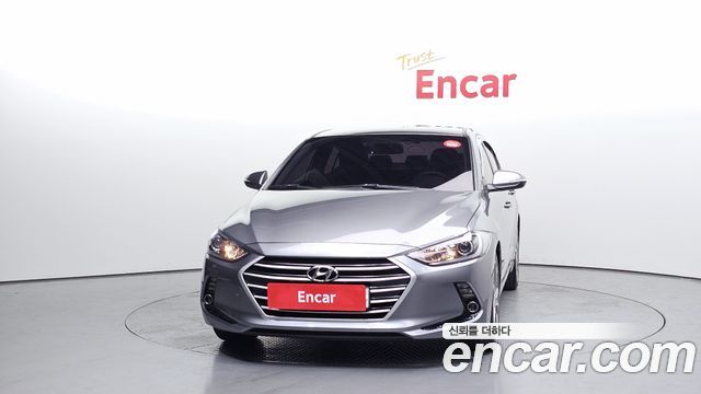 Hyundai AVANTE 2018 — photo 3