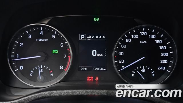 Hyundai AVANTE 2018 — photo 8