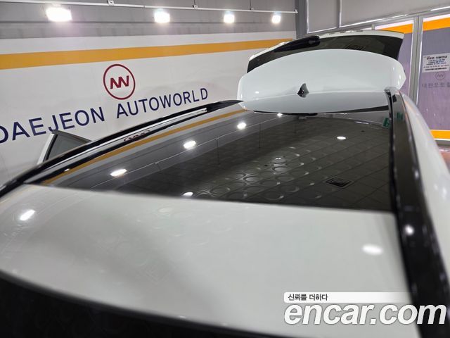 Land Rover Discovery Sport 2023 — photo 6