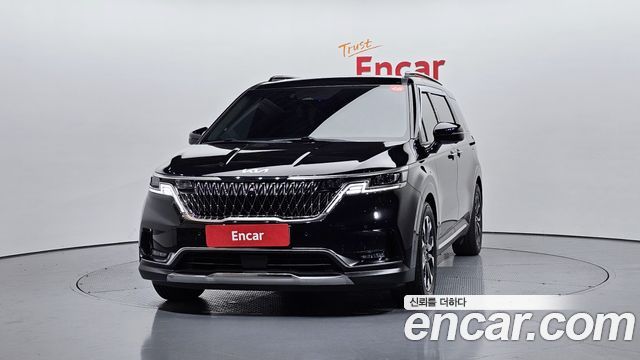Kia Canival 2023 — photo 3
