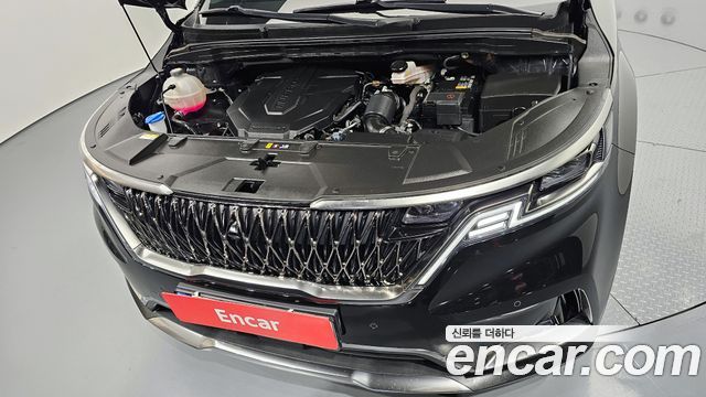 Kia Canival 2023 — photo 6