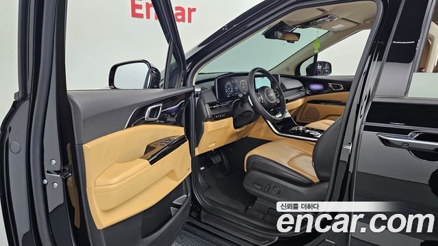 Kia Canival 2023 — photo 11