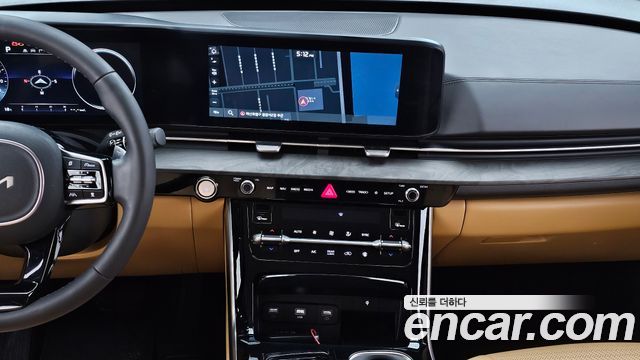Kia Canival 2023 — photo 14