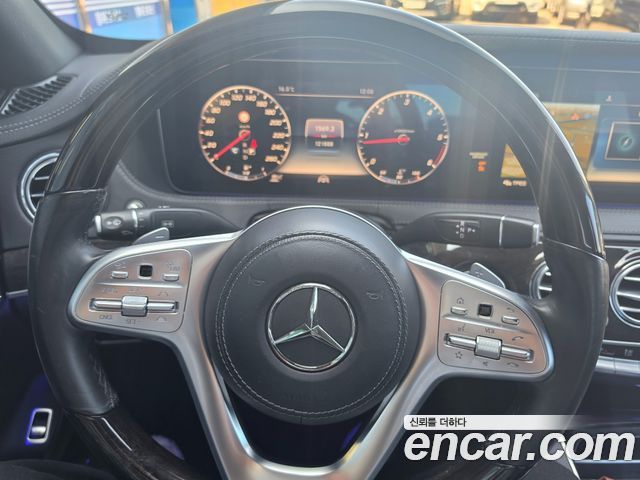 Mercedes-Benz S-Class 2019 — photo 9