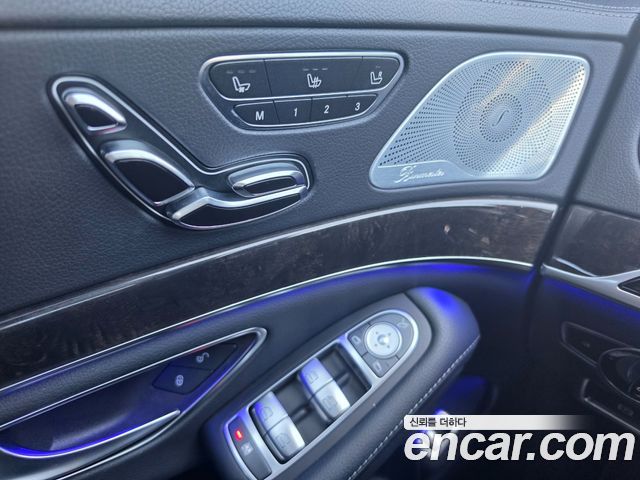 Mercedes-Benz S-Class 2019 — photo 14