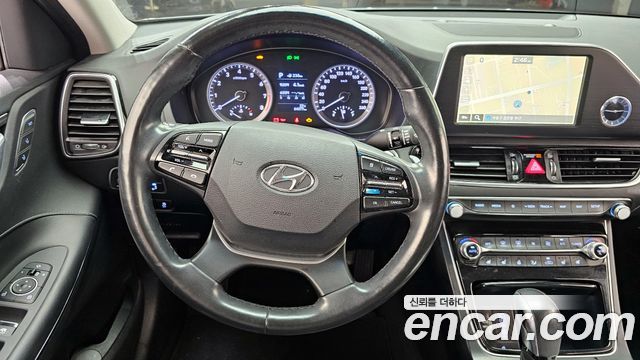 Hyundai Grandeur 2017 — photo 13