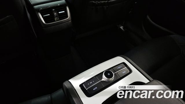 Hyundai Grandeur 2017 — photo 18