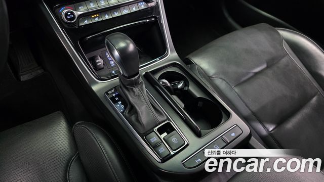 Hyundai Grandeur 2018 — photo 9