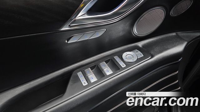 Genesis GV80 2023 — photo 14