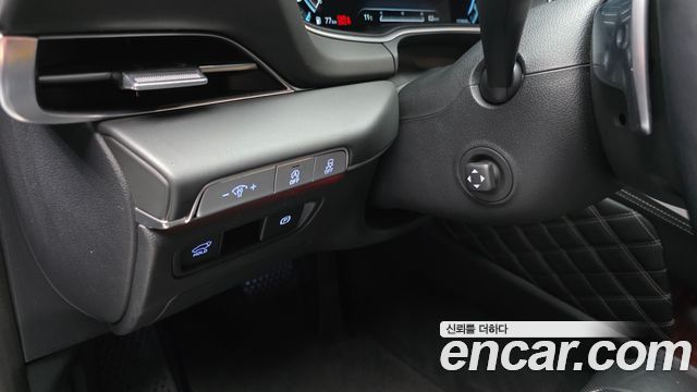 Genesis GV80 2023 — photo 15