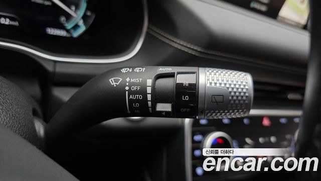 Genesis GV80 2023 — photo 16