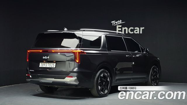 Kia Canival 2024 — photo 2