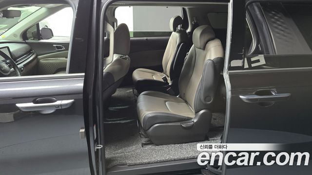 Kia Canival 2024 — photo 11