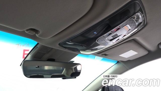 Genesis G80 2023 — photo 17