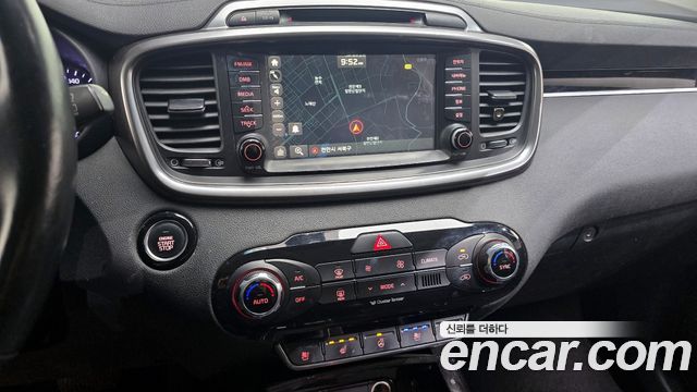 Kia Sorento 2015 — photo 16