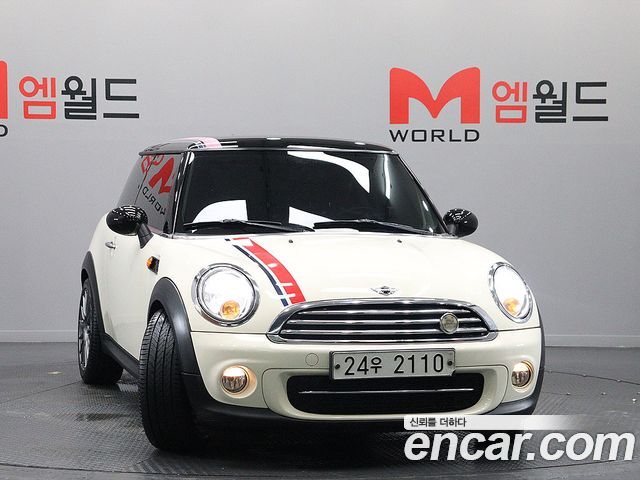 Mini Cooper 2012 — photo 2