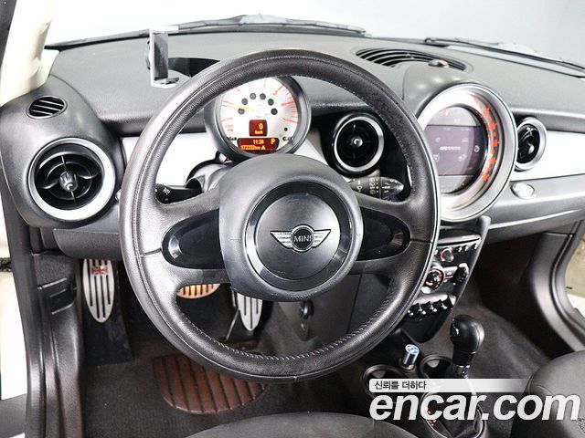 Mini Cooper 2012 — photo 10
