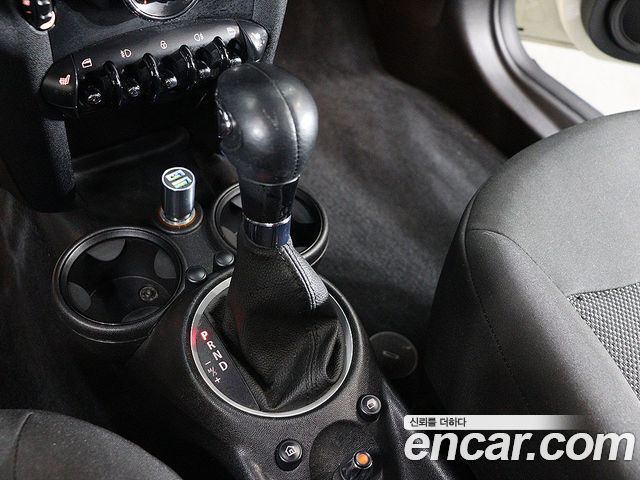 Mini Cooper 2012 — photo 12