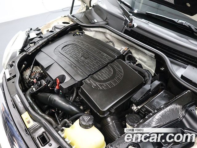 Mini Cooper 2012 — photo 18
