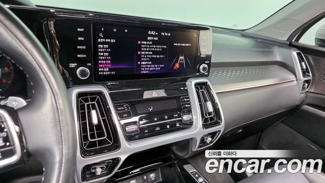 Kia Sorento 2021 — photo 14
